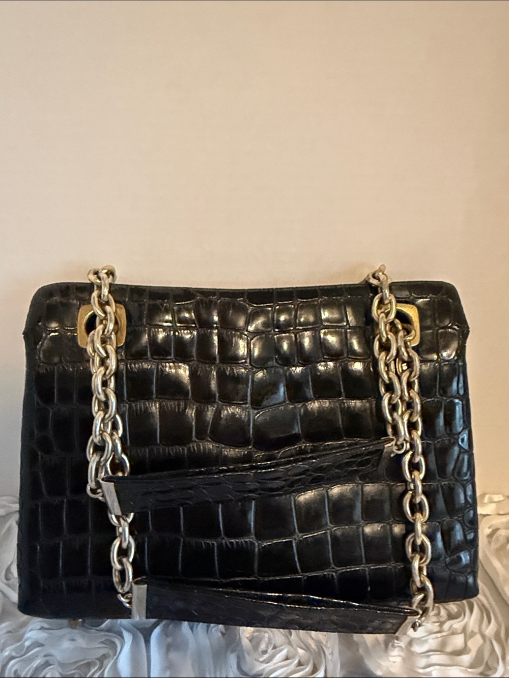Vintage Koret Mid-Century Black Croc-Embossed Faux Leather Shoulder Bag – Gold C